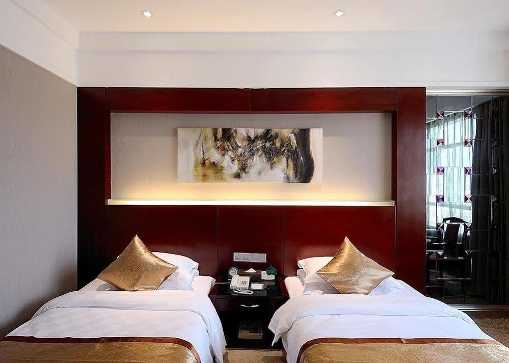New Ziyang Hotel Fuzhou  Bagian luar foto